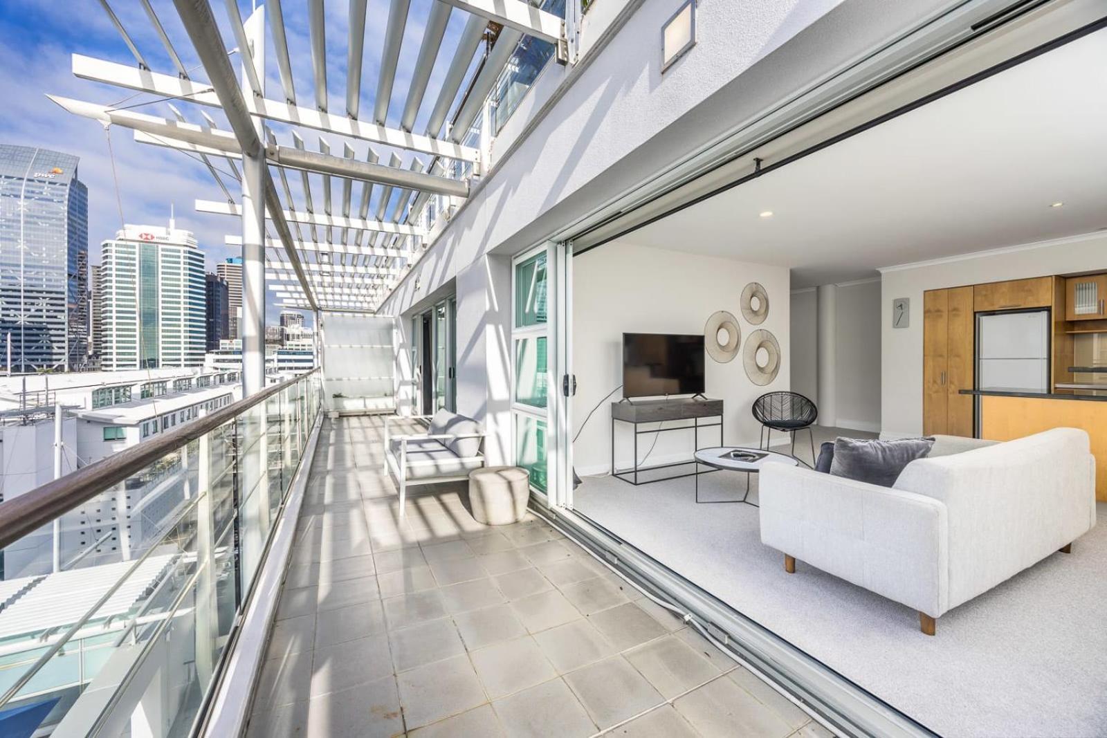 Beautiful Renovated 2 X Bdrm,Perfect Location Apartment Auckland Exterior photo